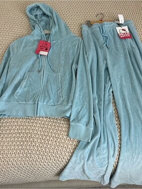 Hello Kitty Baby Blue Velour Hoodie & Lounge Pants Set